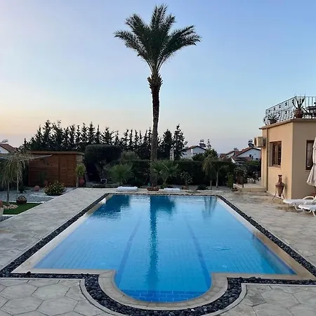 4 Bedroom In Esentepe